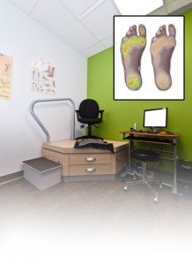 Image du tapis et du scanneur pour les pieds.